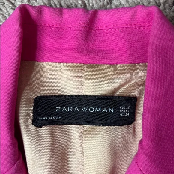 Zara Fuchsia Blazer with Gold Buttons - Picture 3 of 4
